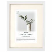 Рамка 30х40 см с паспарту 21х30 см, небьющаяся, багет 26 мм, МДФ, BRAUBERG «Ambassador», белая, 391368